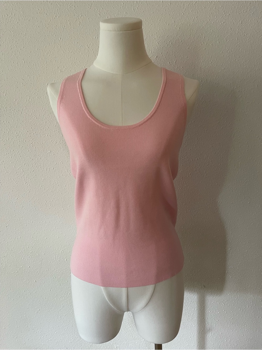Light Pink Sleeveless Knit Tank Top